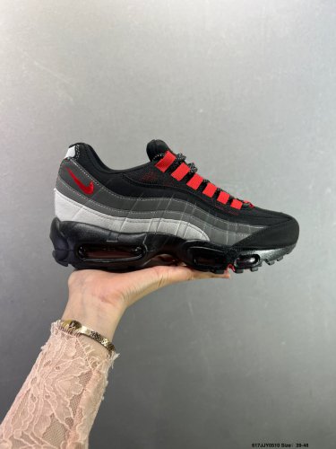 one hundred and twenty-five Air Max 95 Trendy and versatile air cushion cushionin