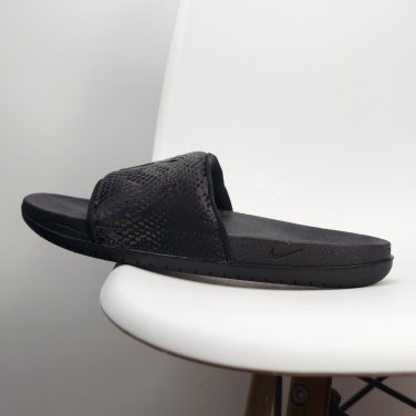 one hundredCompany level  KOBE OFFCOURT SLIDE  Classic Versatile Summer Beach S