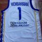 72 people in Paris, No.1 Wenban Yama, white