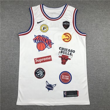 94 joint white print+embroidery