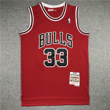 Bull 33 Red Retro Logo