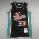 Piston 33 black retro logo