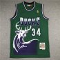 Bucks 34 Big Deer Head Green Gold Label
