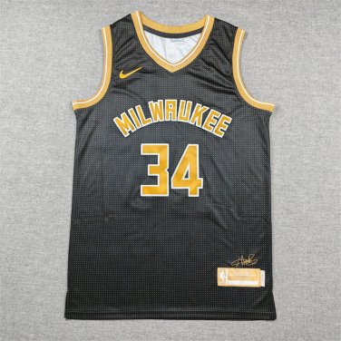 Bucks 34 Black Selection