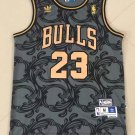 Bulls 23 # Black Gold Retro Limited Edition Jersey