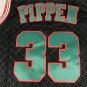 Bulls 33 Grid Retro Black