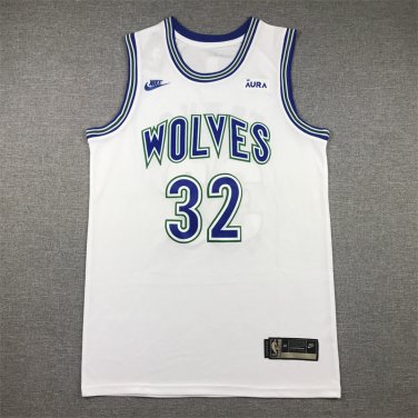 Forest Wolf 32 Classic White
