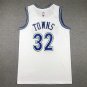 Forest Wolf 32 Classic White