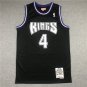 King 4 Black