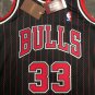#33 Pippen Bulls 1995-96 M&N jersey black with stripe