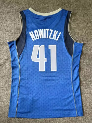 #41 Nowitzki  Mavericks M&N jersey blue ()