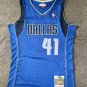 #41 Nowitzki  Mavericks M&N jersey blue ()