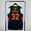 In the 26th season, the Knicks limited the number 32 Towns In the 26th season, the Knicks limited the number 32 Towns