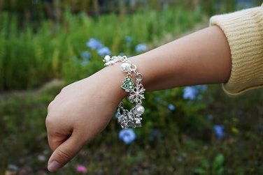 Silver Finish Chain Snowflake Tree Christmas Theme Charms Statement Bracelet