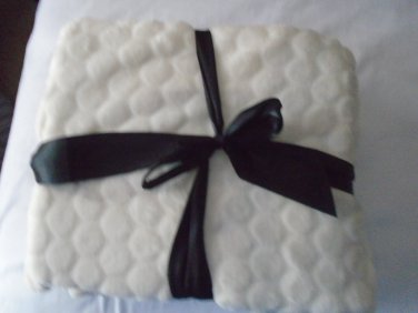 (WHITE) Soft Plain Fleece Throw Decorative Blanket Warm Solid