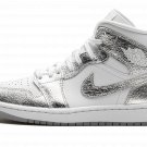 Air Jordan 1 Mid SE WMNS "Metallic Silver"