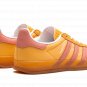 Gazelle Indoor WMNS "Semi Spark Clay"