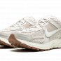 ZOOM VOMERO 5 WMNS "Light Orewood Brown"