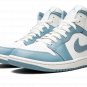 AIR JORDAN 1 MID WMNS "UNC"