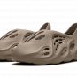 Yeezy Foam Runner "Stone Taupe"