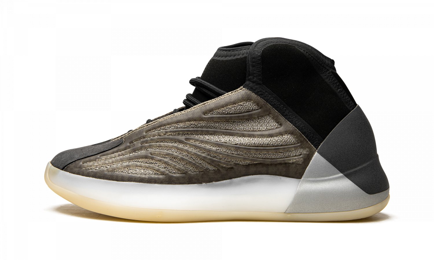 Yeezy QNTM "Barium"