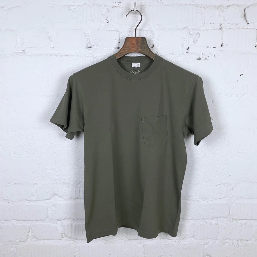 cs01 army green slanted pocket tee