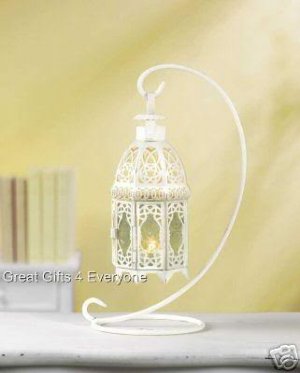 WHITE FANCY LANTERN W/STAND