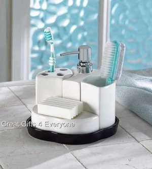 5-IN-1 BATH NECESSITIES SET