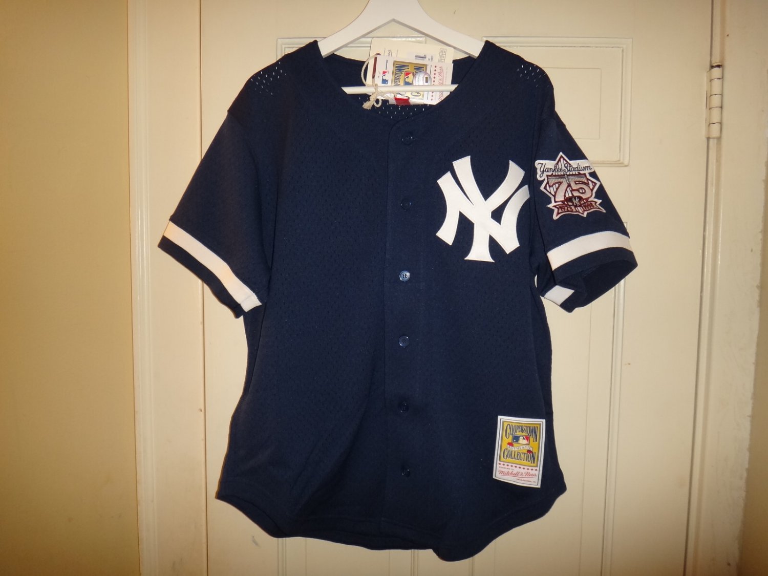 Derek Jeter 1998 NY Yankees Mitchell & Ness Men's Jersey