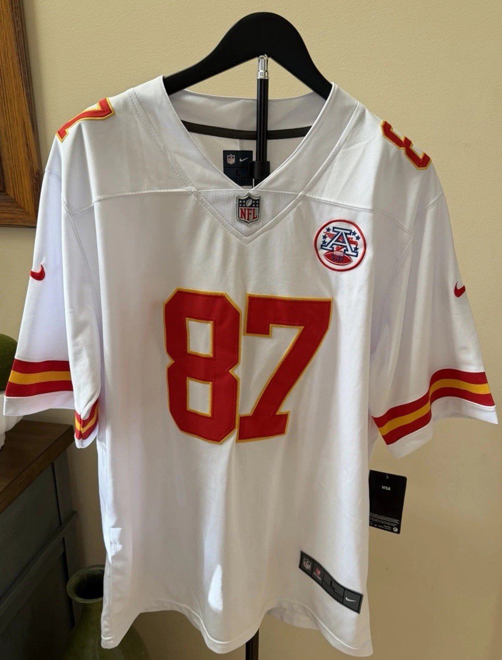 Travis Kelce #87 Chiefs Jersey White On Field