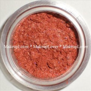 MAC Off the Radar 1 tsp. pigment sample LE (Rushmetal)