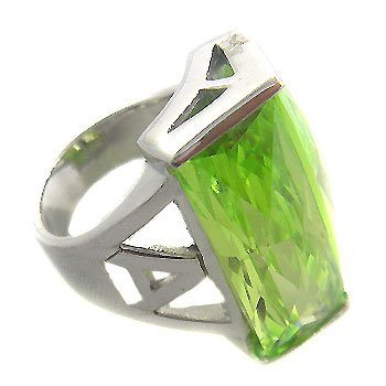 925 Sterling Silver With huge Peridot CZ Ring size 6 16grams