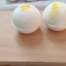 banana nut bread bath bomb