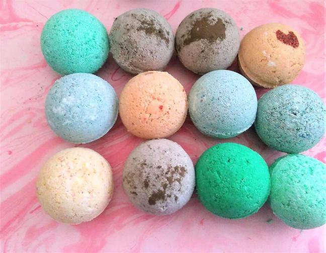 Bath bombs. set of 12