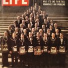 Elizabeth Taylor – LIFE Magazine – October 8, 1956 | Vintage Hollywood & Photojournalism Elizabeth Taylor – LIFE Magazine – October 8, 1956 | Vintage Hollywood & Photojournalism