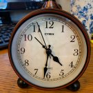 【CYBIX】Small Battery Operated Antique Retro Analog Alarm Clock