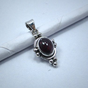 925 Pure Silver Natural GARNET Gemstone Pendant Jewelry For Girls BEAUTIFUL Item