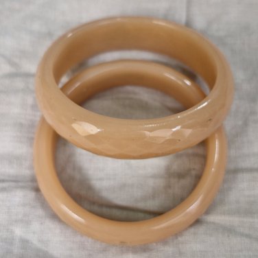 Handcrafted Cream color Crystal Bangles gor girls and women pack of 2