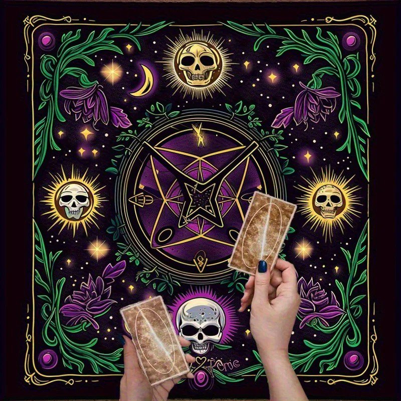 Purple Skull Array Tarot Tablecloth &acirc;�� Gothic Witchcraft Divination Altar Cloth