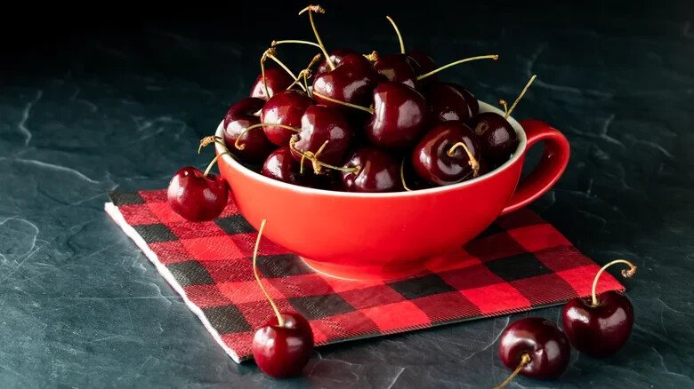 10 Seeds Chelan Cherry Seeds