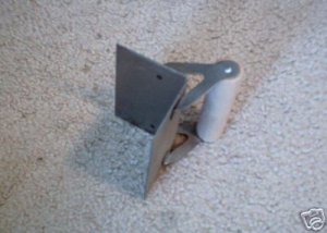 5" x 2-3/4" x 4" Corner Trowel