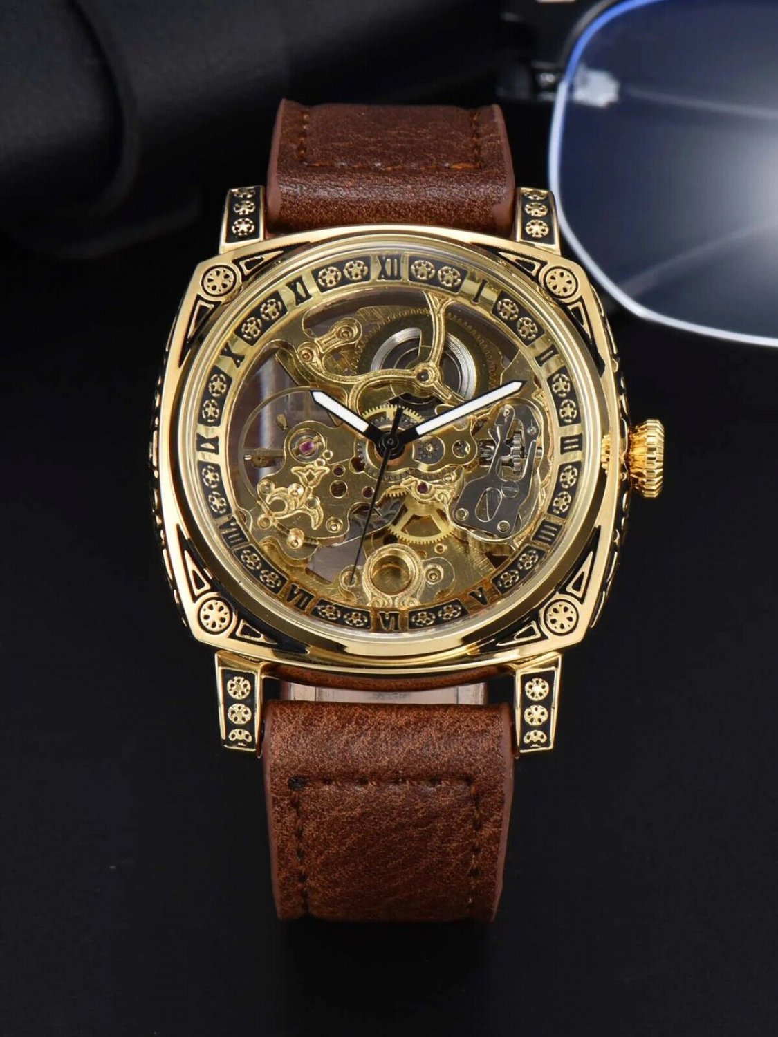 Men&acirc;��s Automatic Square Retro Carved Skeleton Luxury Waterproof Watch Relojes