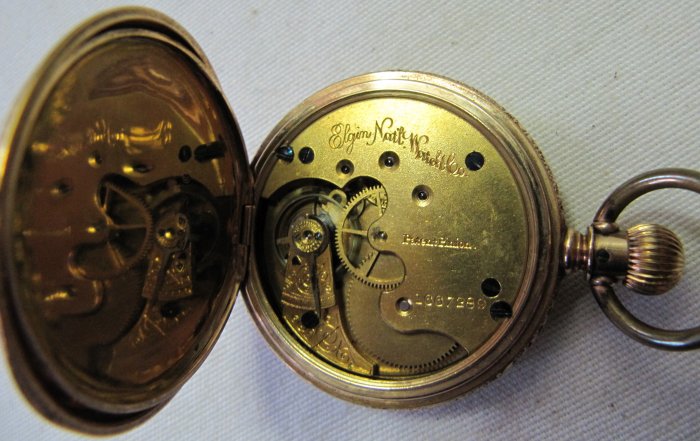 Antique 1884 Elgin 14k Gold Ladies Hunting Case Pocket Watch Bird Blue Green Floral Inlaid Works 2720