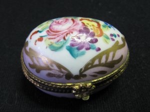 Vintage Handpainted Limoges D.T. Decor Main Egg Shaped Lidded Trinket Box Gilt Pink Floral