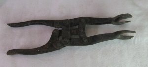 Vintage Antique Metal Hand Tool Valve Lifter Separator Pincher Hinged 10 Inch