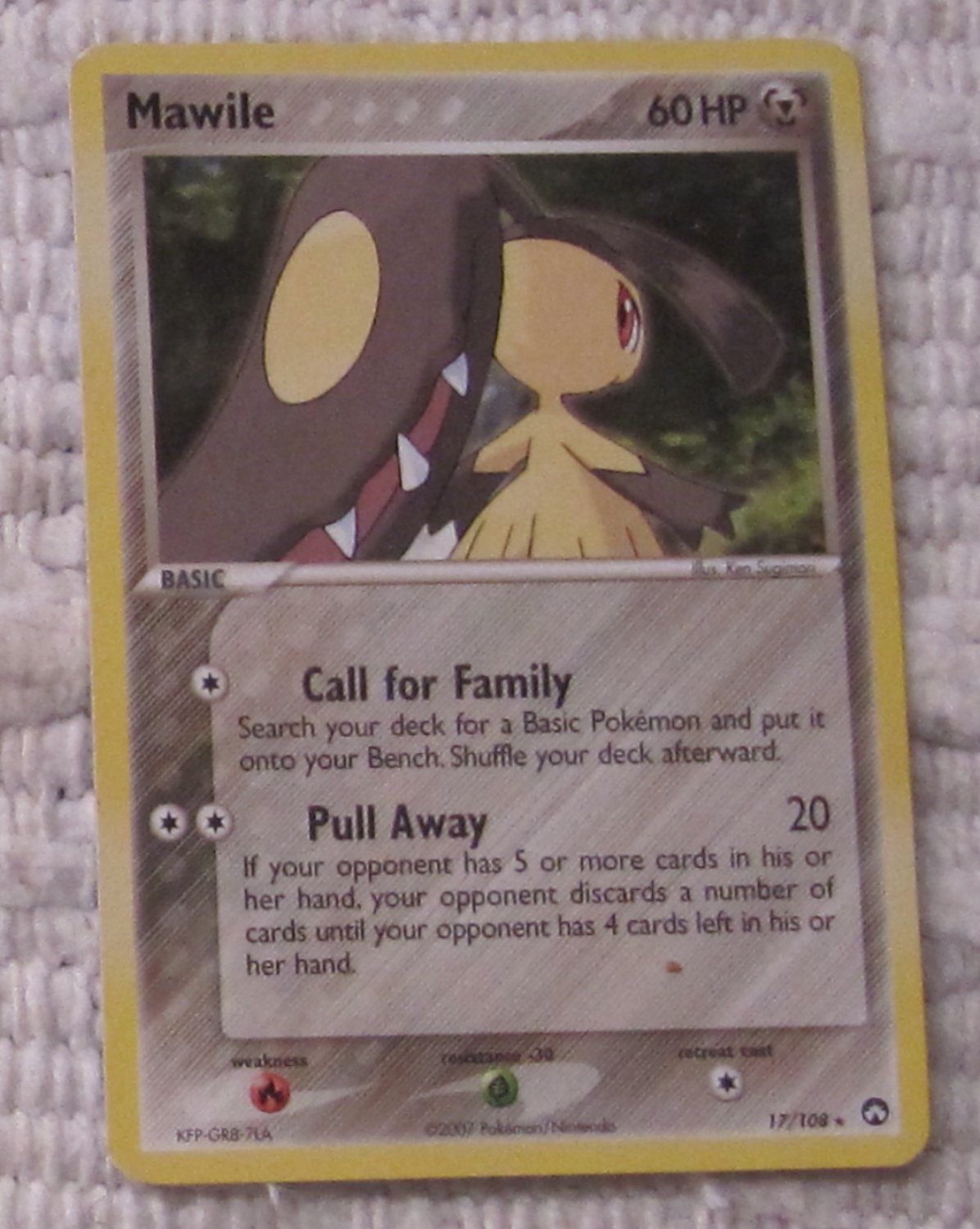 Authentic POKEMON MAWILE Card 17/108 (c) 2007 Near Mint