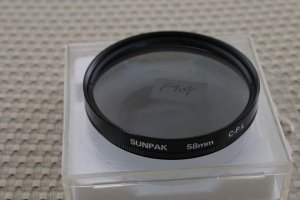 SUNPAK 58mm CIR PL POLARIZER POLARIZING FILTER F908