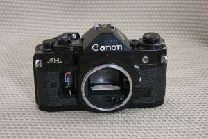 CANON A1-1 SLR Film Camera BODY fpr PARTS/SPARES/REPAIR