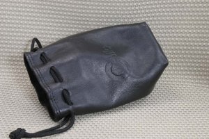 MINOLTA CELTIC AUTH 6" BLK LEATHER SOFT LENS CASE  MINT