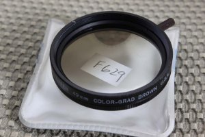 TIFFEN AUTH 49mm COLOR-GRAD BROWN FILTER F629